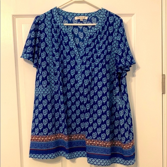 Rose + Olive Blue Patterned Women's Top - Picture 1 of 5